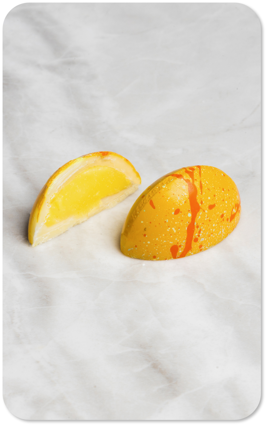 Sprayed Chocolate Praline